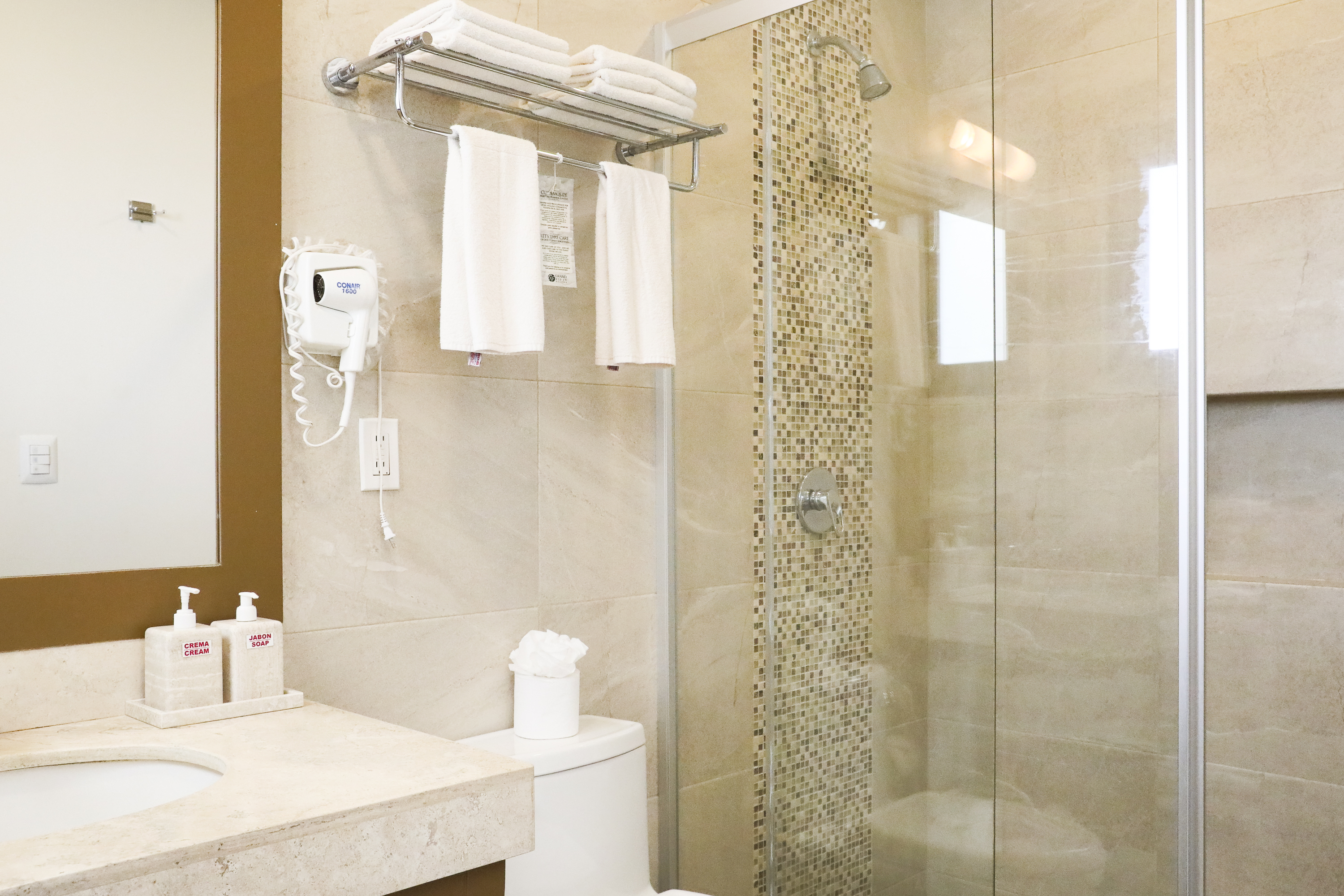 جناح ديلوكس بشرفة، Grand Fifty Suites 6/7