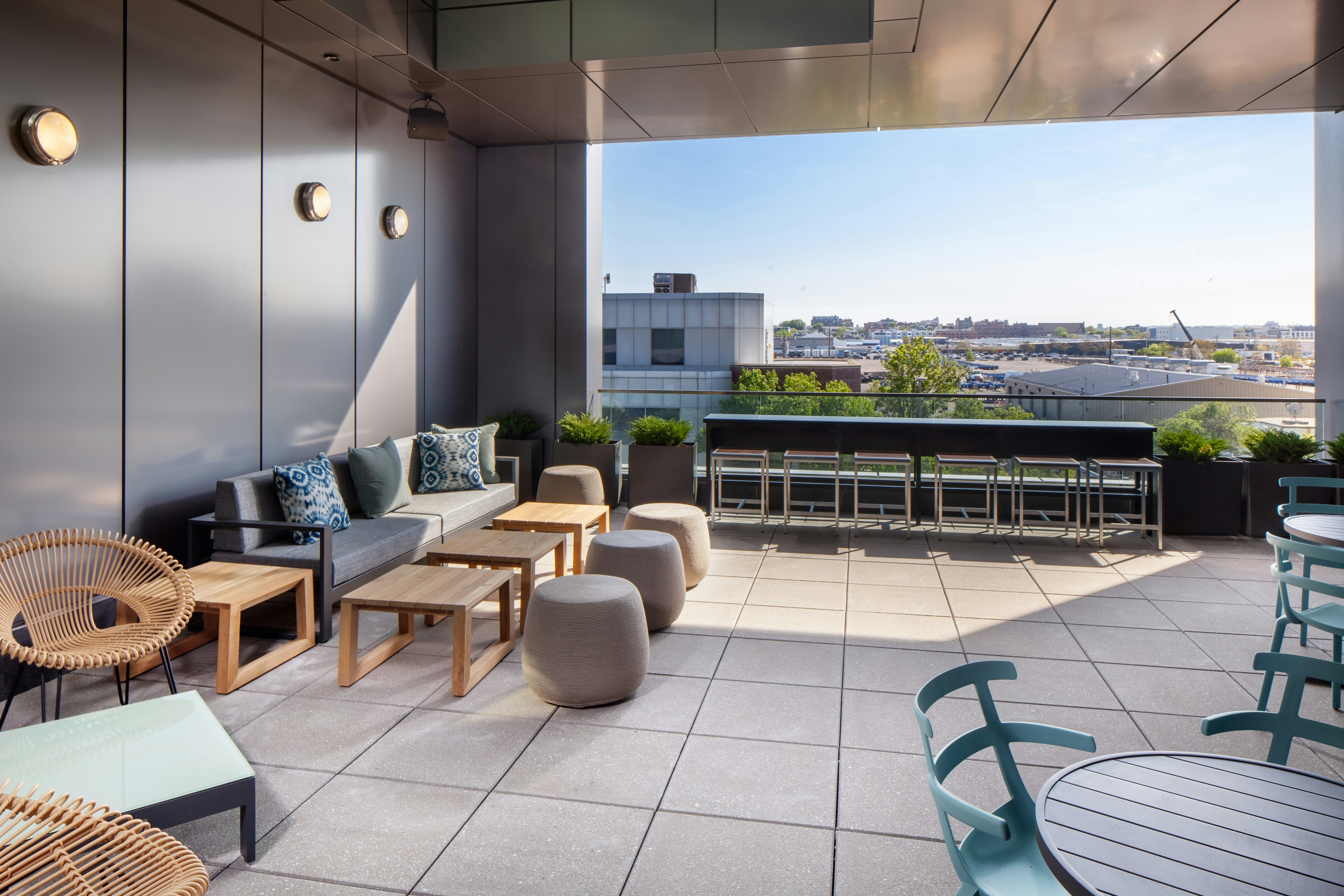 Hampton Inn Boston Seaport District 34/64