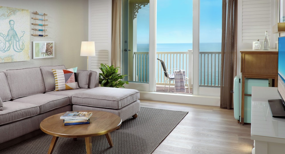 Pelican Grand Beach Resort A Noble House Resort 44/75