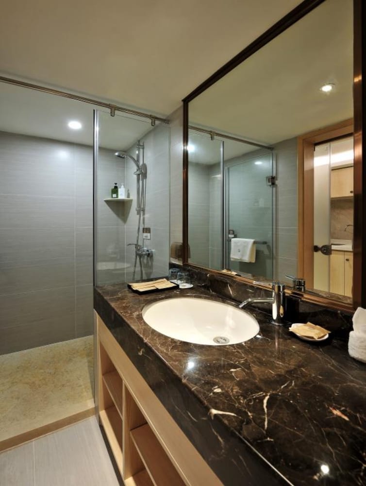 Shenzhen Mint International Apartment 29/34