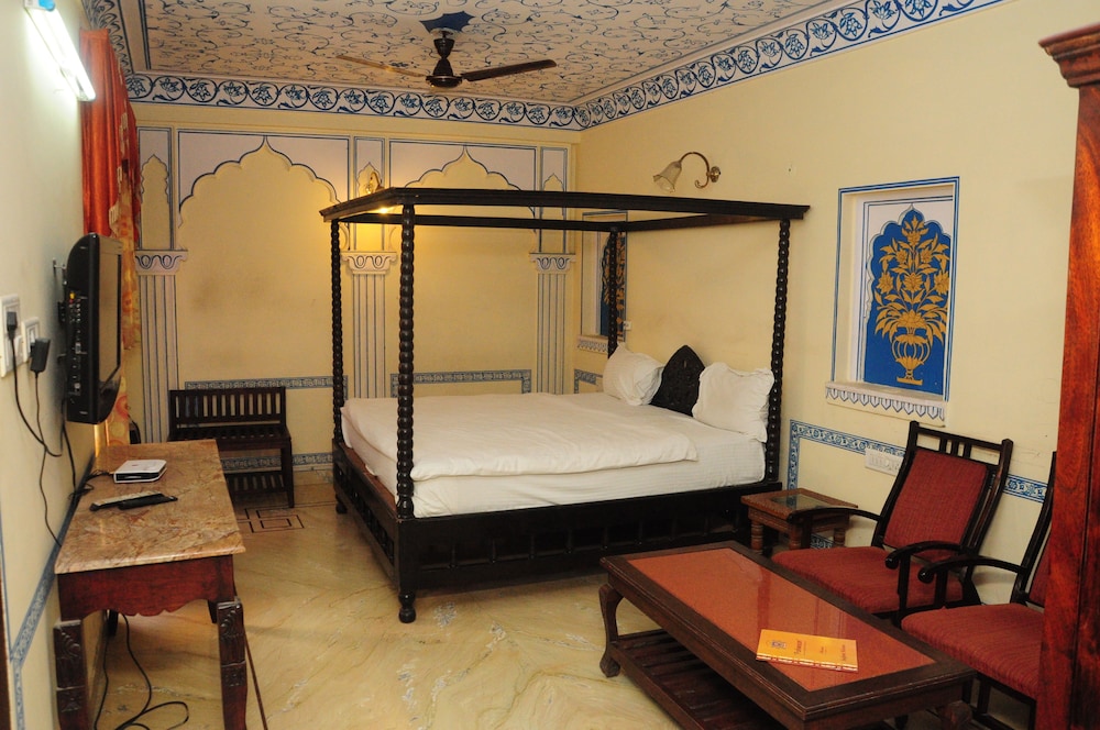 Hotel Sajjan Niwas 5/32