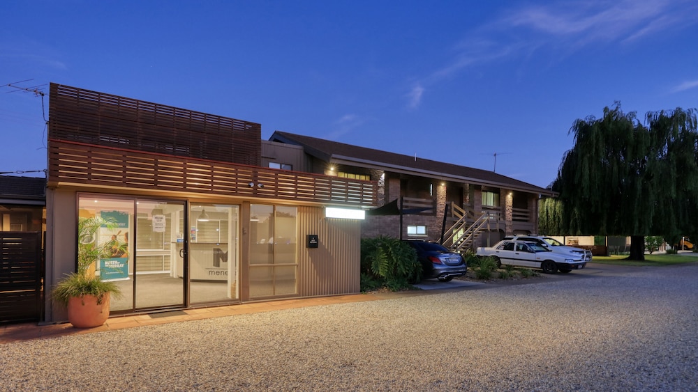 Motel Menere Apos S 50/61