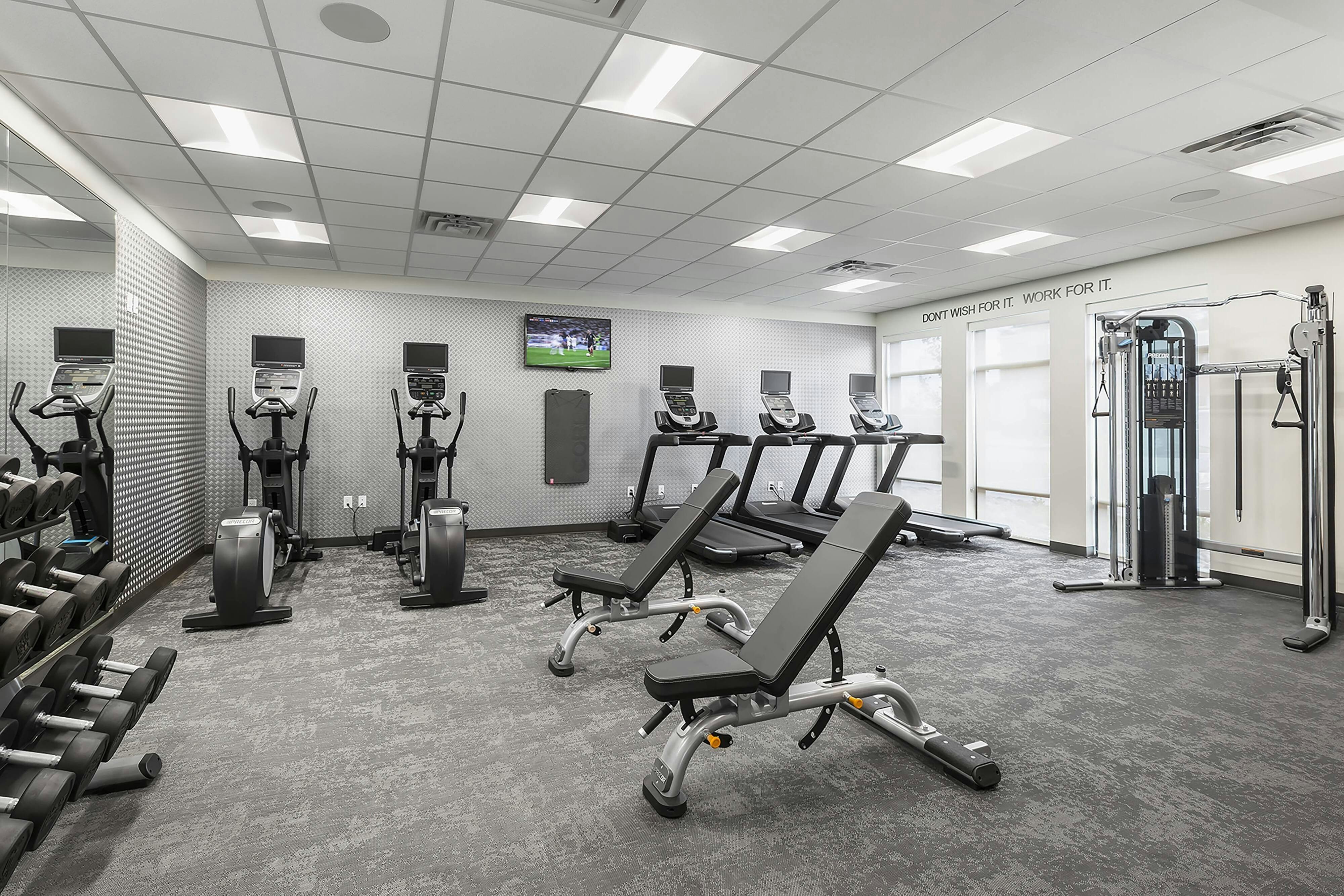 Fairfield Inn & Suites By Marriott Minneapolis North/Blaine 18/36