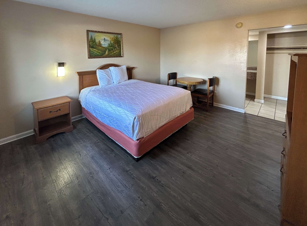 Motel6 Selma, CA 16/57