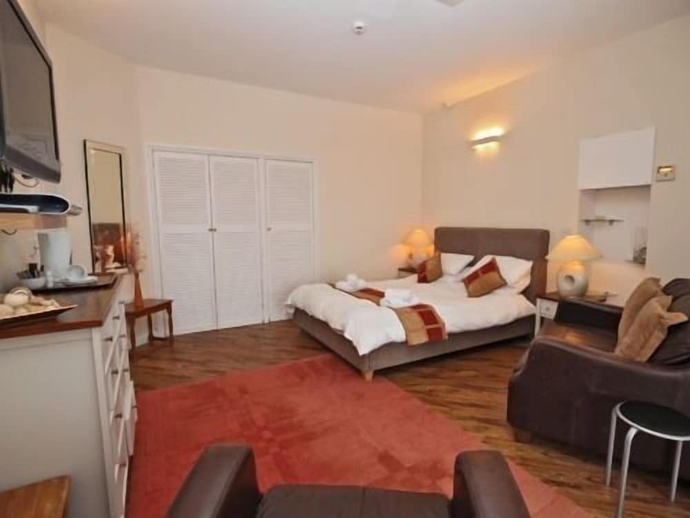 Sawyers Bed Breakfast 4/24