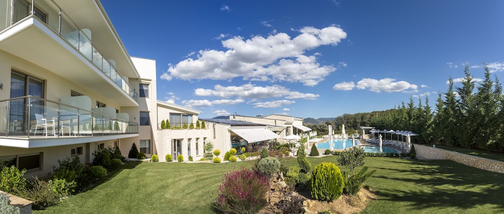 Calma Hotel Spa 27/31