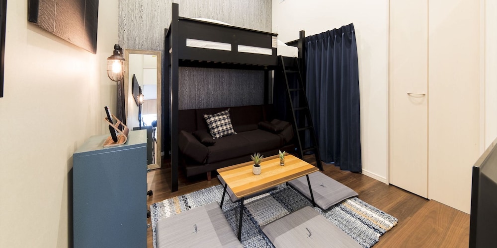 TRIP POD KOMONDO-MACHI 28/32