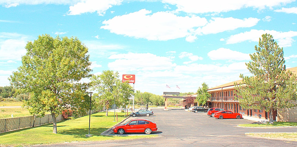 Econo Lodge Salina 26/38