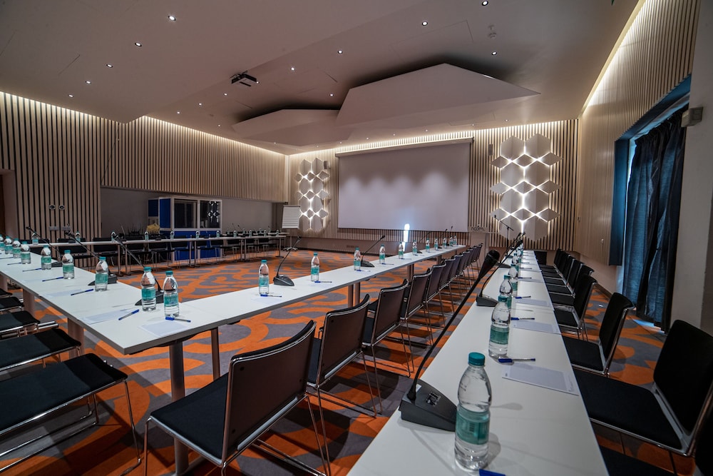 Noom Hotel Niamey 34/50