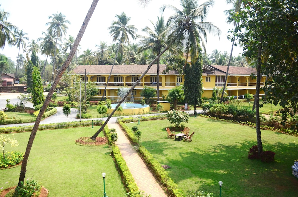 CARINA BEACH RESORT 34/59