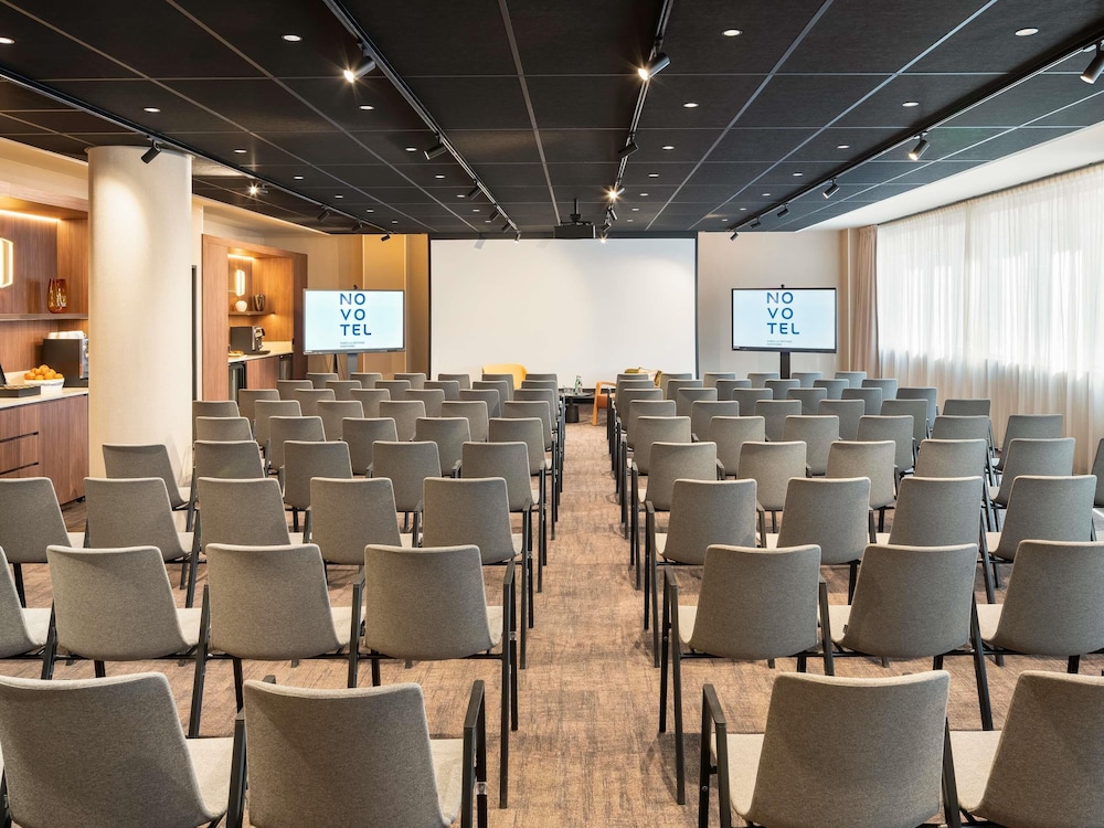 Novotel Paris La Defense Nanterre 42/50