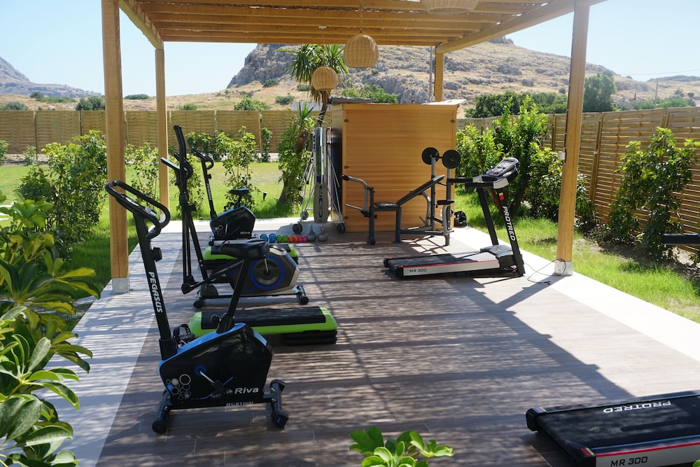 Alia Luxury Suites and Spa 145/169