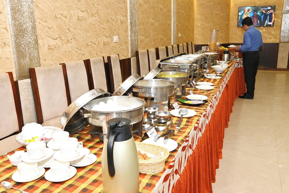 Hotel Simran 30/43