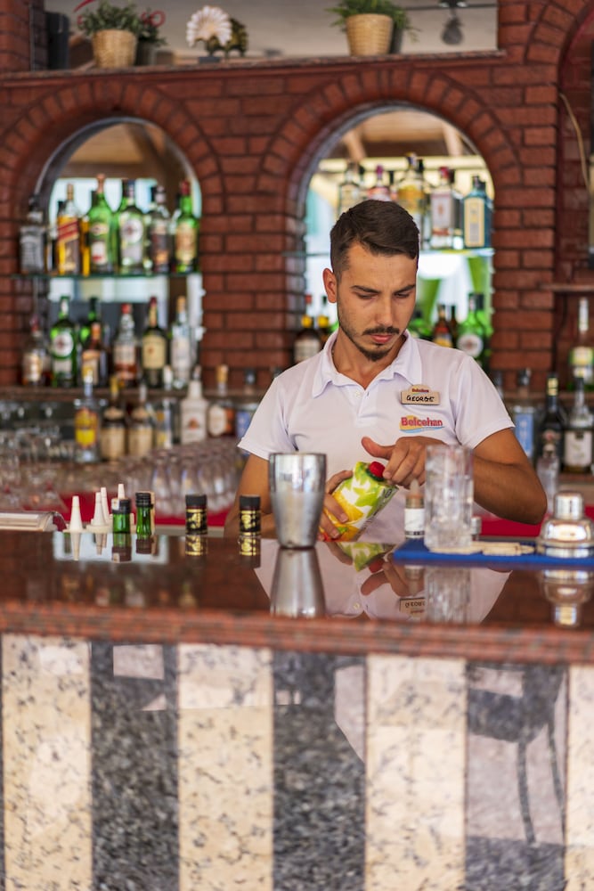 Belcehan Deluxe Hotel 29/50