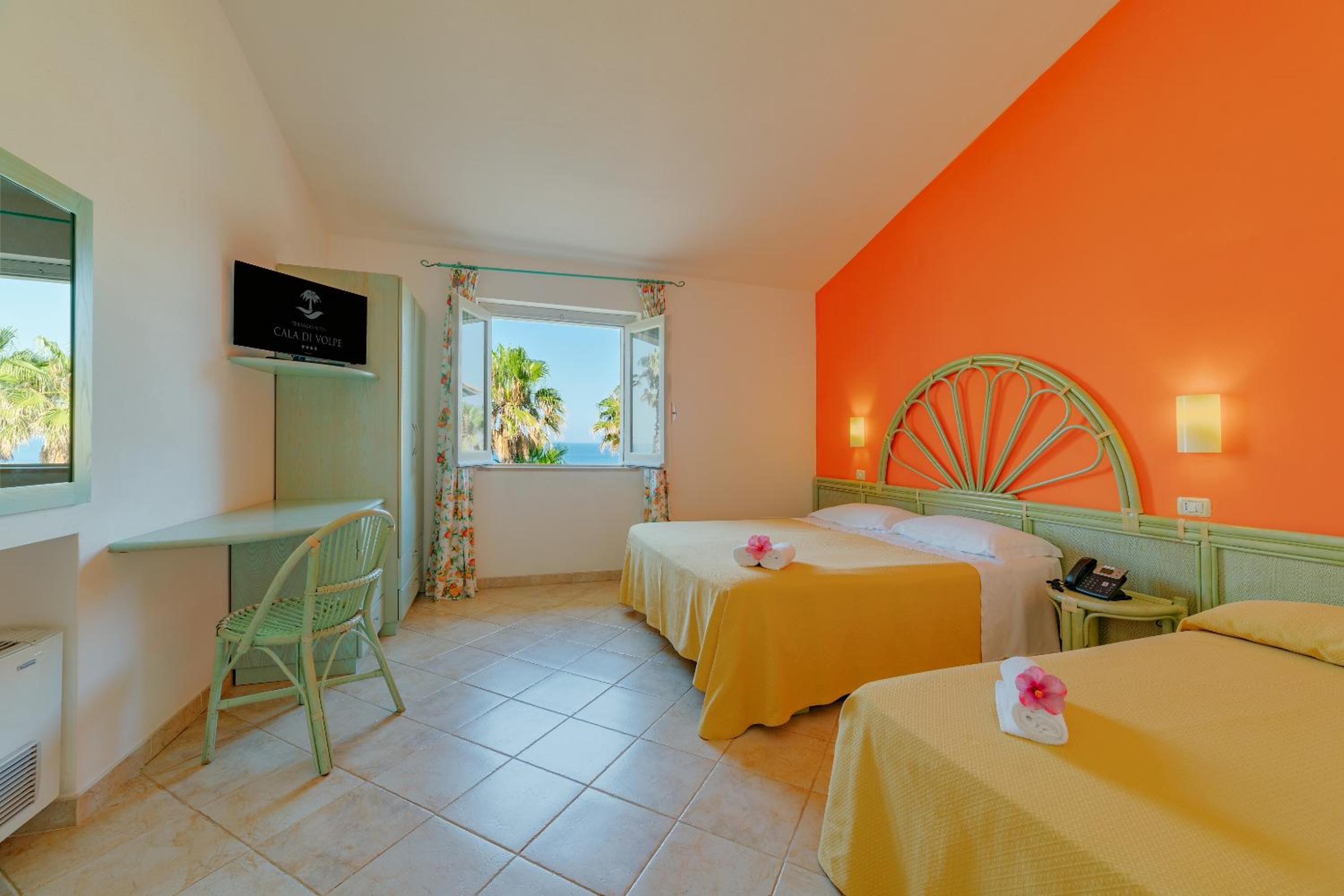 2 Bedrooms, Apartment