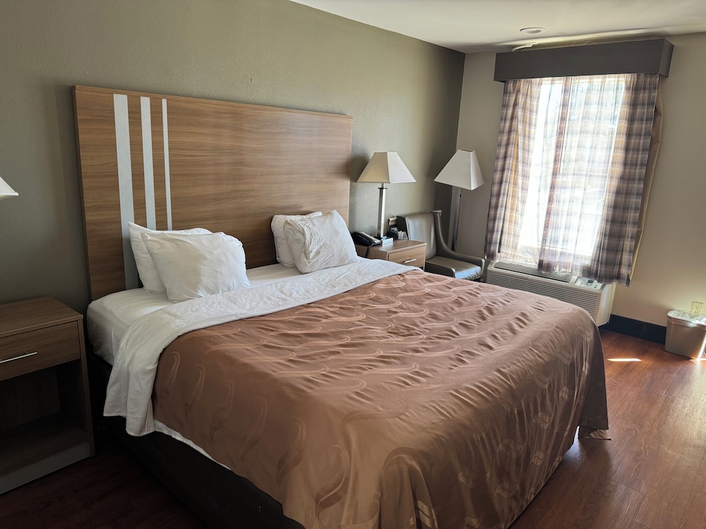 Room, King Bed, Accessible