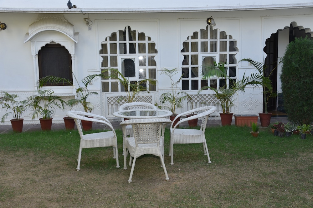 Khandwa Haveli 30/38