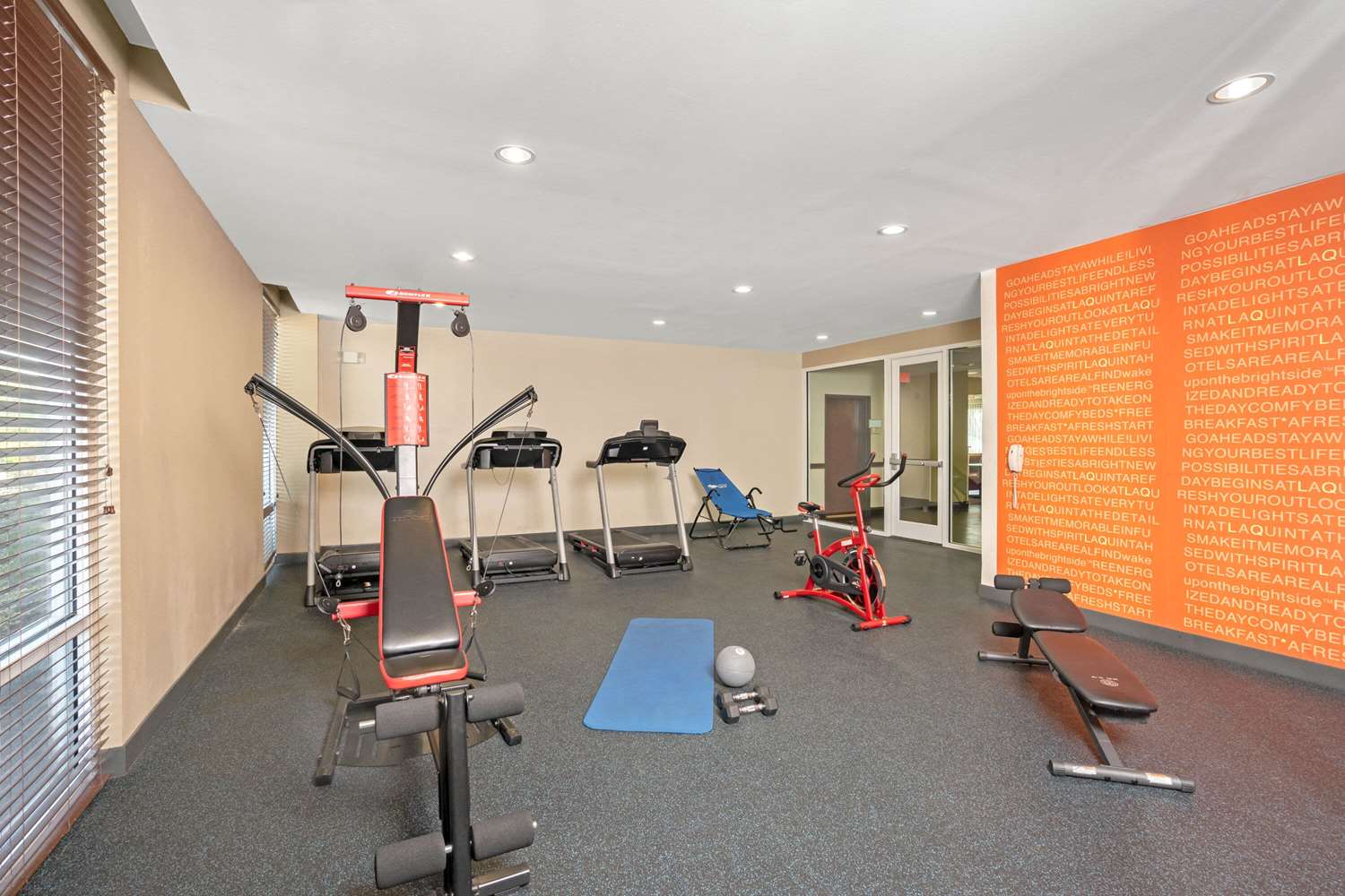 La Quinta Inn Suites Houston Willowbrook 25/61
