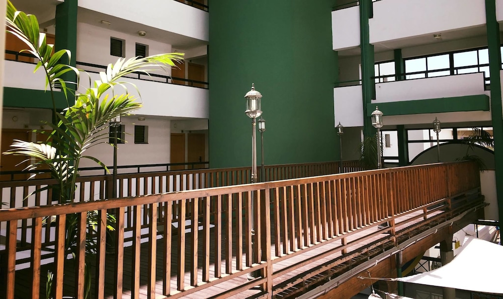 Green Field Aparthotel 10/18
