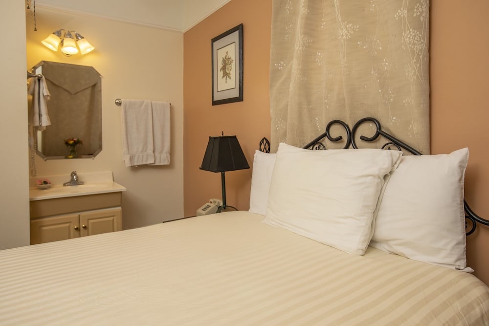 Hayes Valley Inn 20/71