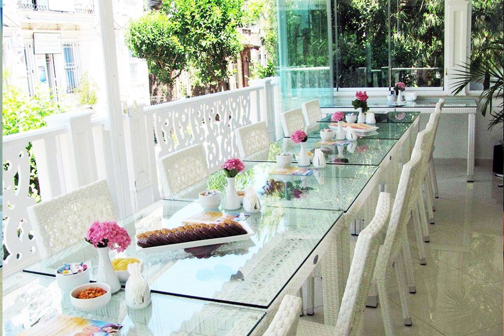 White Palace Otel 39/50