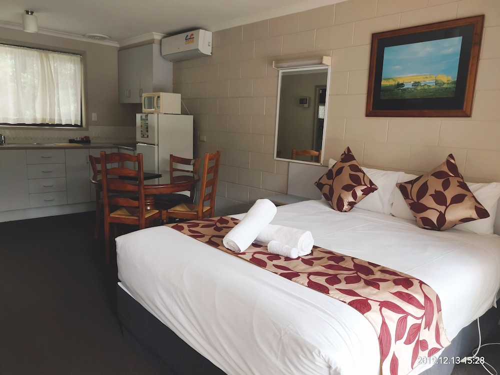 The Coachman Motel Units 22/71