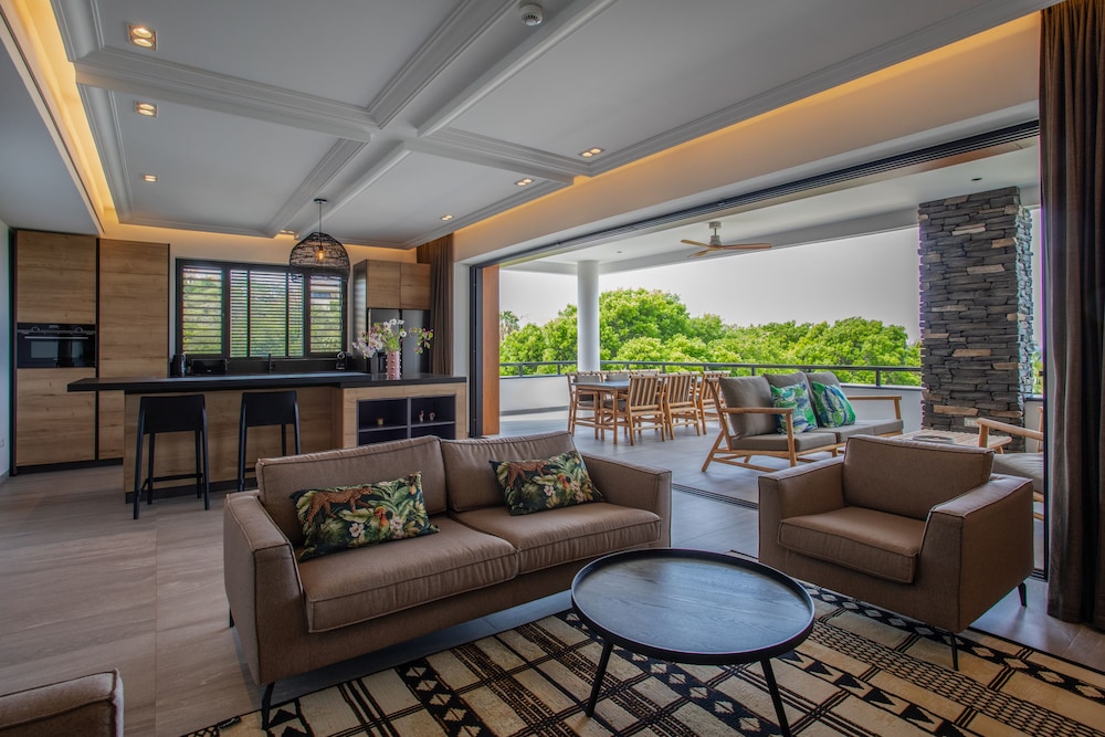 Blue Bay Curacao Golf and Beach Resort 56/78