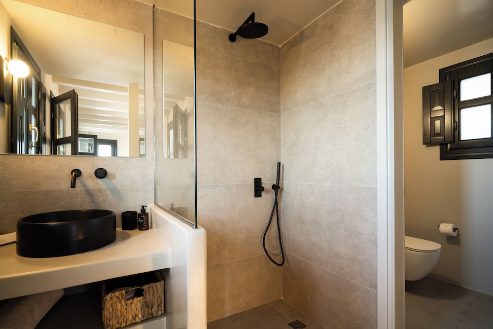 JUNIOR SUITE, CALDERA VIEW, TWO STORY