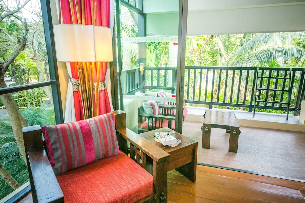 Centara Koh Chang Tropicana Resort 54/80