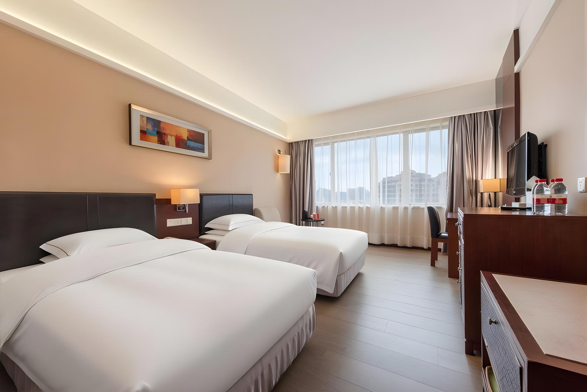 Chao Wei, Twin Beds