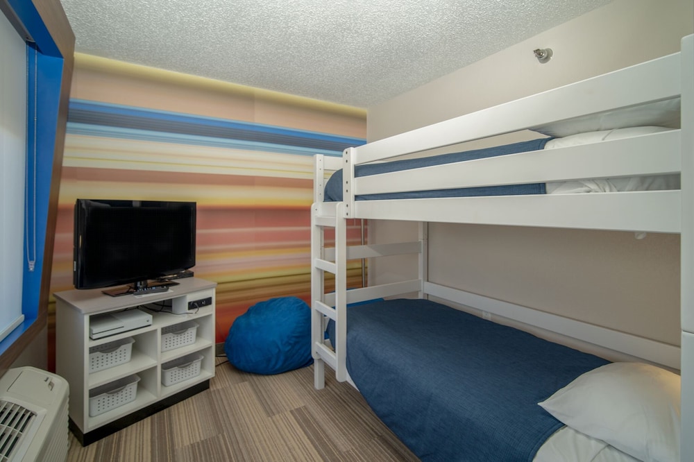 Holiday Inn Express Houghton Keweenaw 25/77