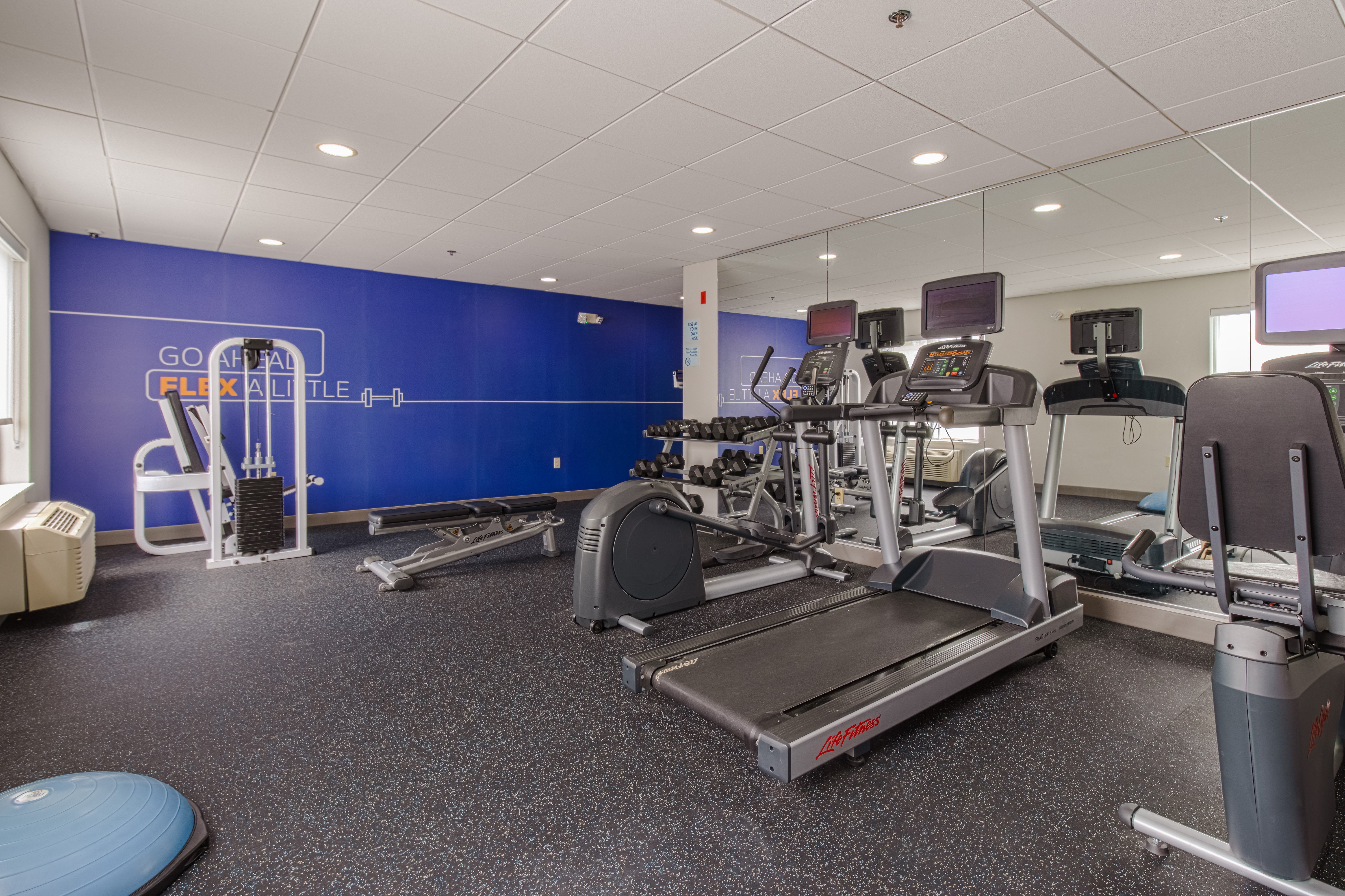 Holiday Inn Express Newington 31/50