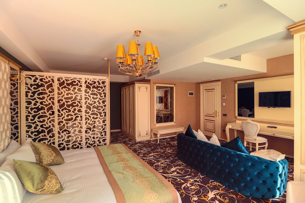 Gold Tbilisi Hotel 64/78