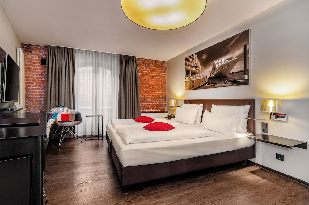 Hotel Volksschule 13/66