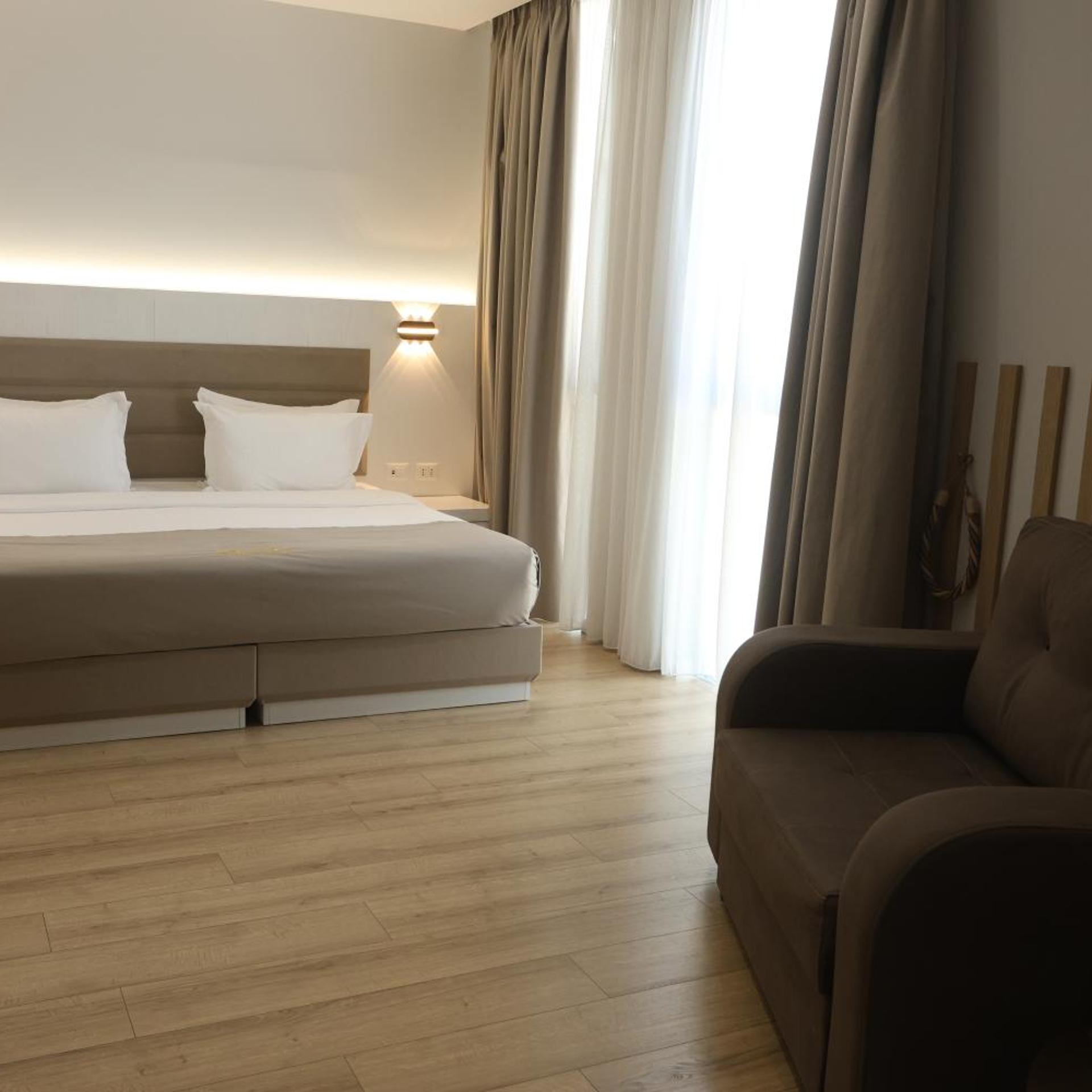 Metro Hotel Terminal 15/62
