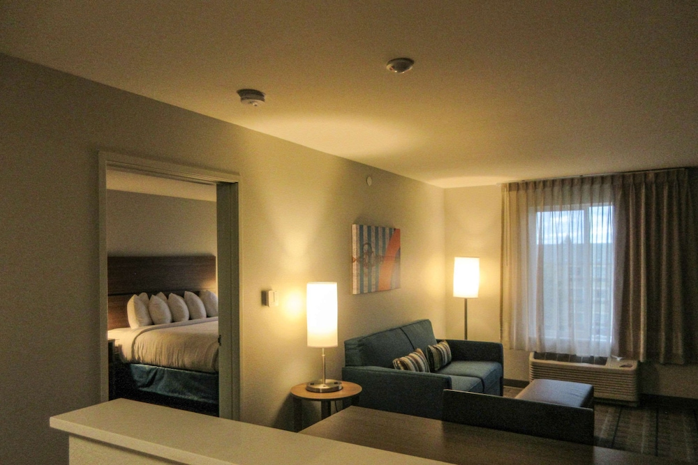 MainStay Suites Spokane Airport 32/43