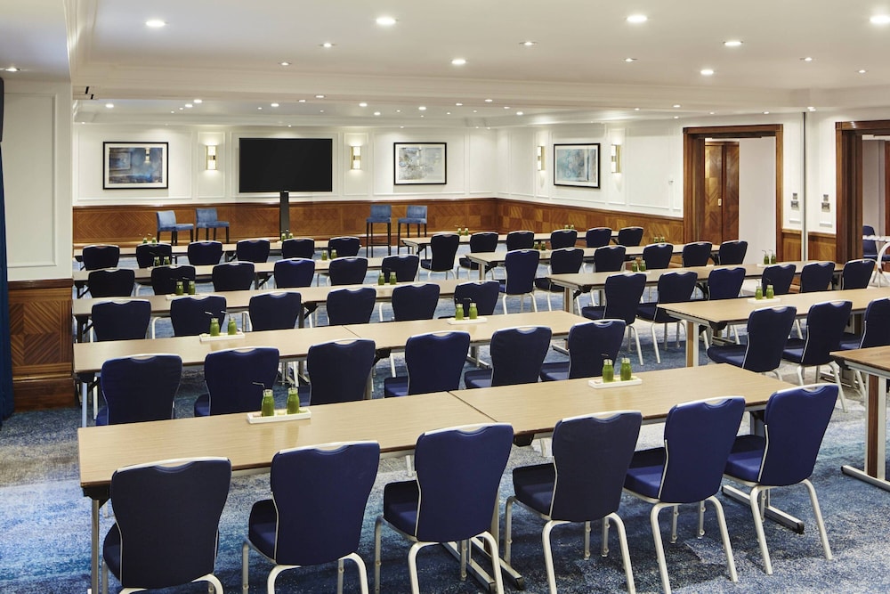 London Marriott Hotel Marble Arch 48/50