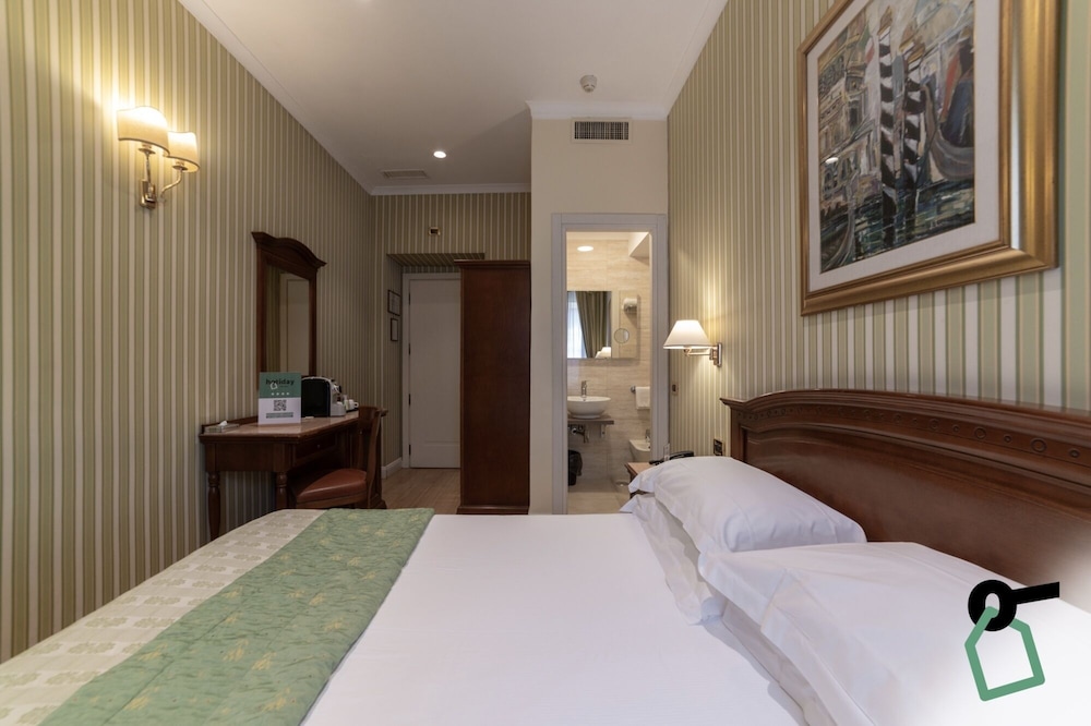 HOTIDAY Room Collection - Roma Porta Pia 18/50