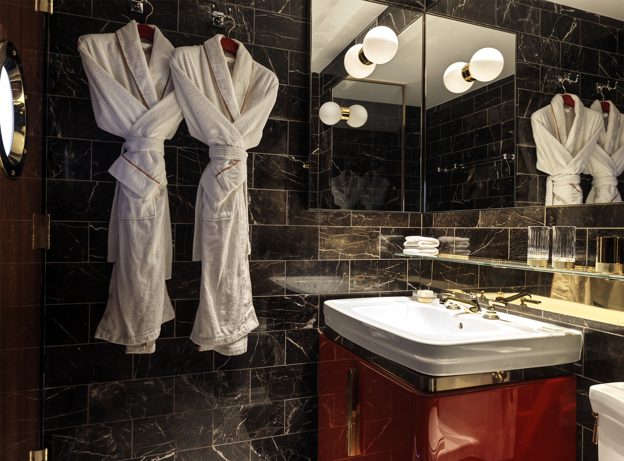 The Manner, The Unbound Collection by Hyatt 66/66