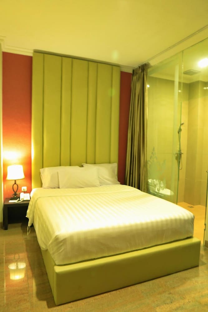 Hotel 55 20/56