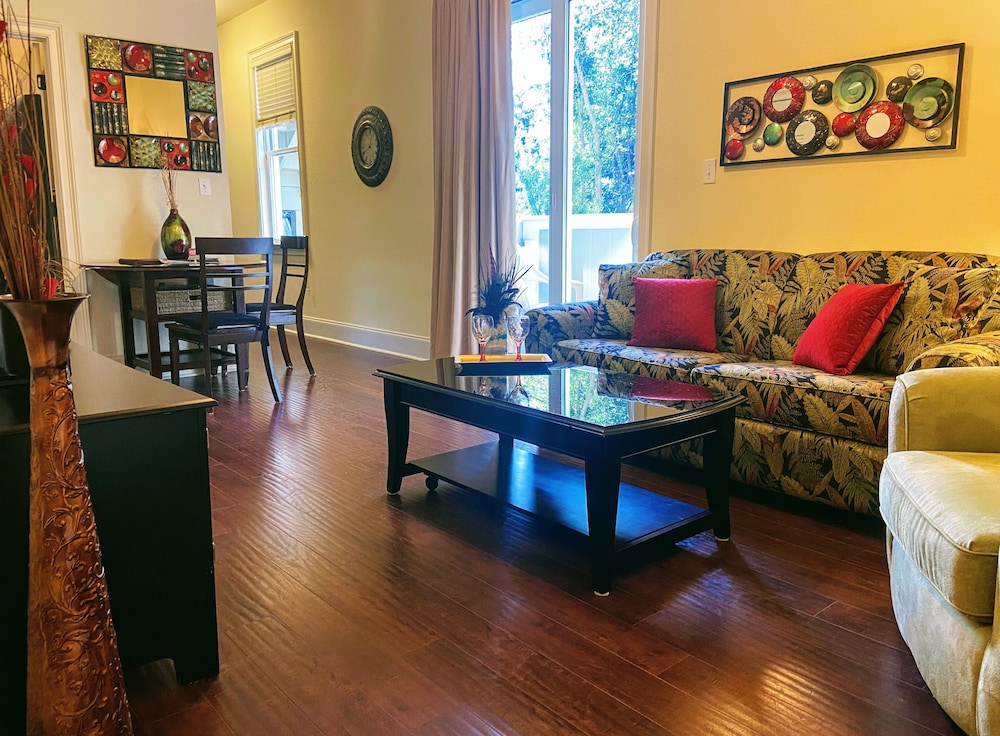 30 A Suites 56/79