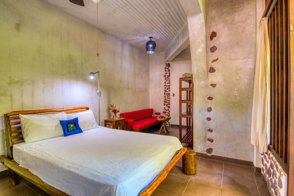 Omega Tours Adventure Company And Eco Jungle Lodge 7/50