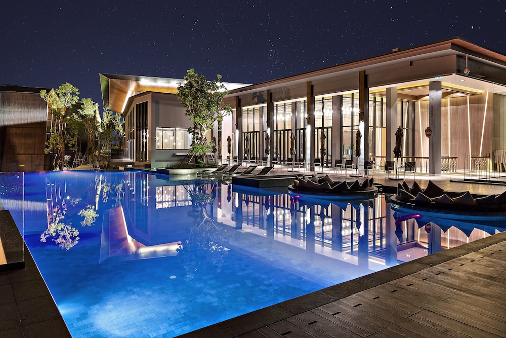 Dusitd2 Khao Yai in PAK CHONG