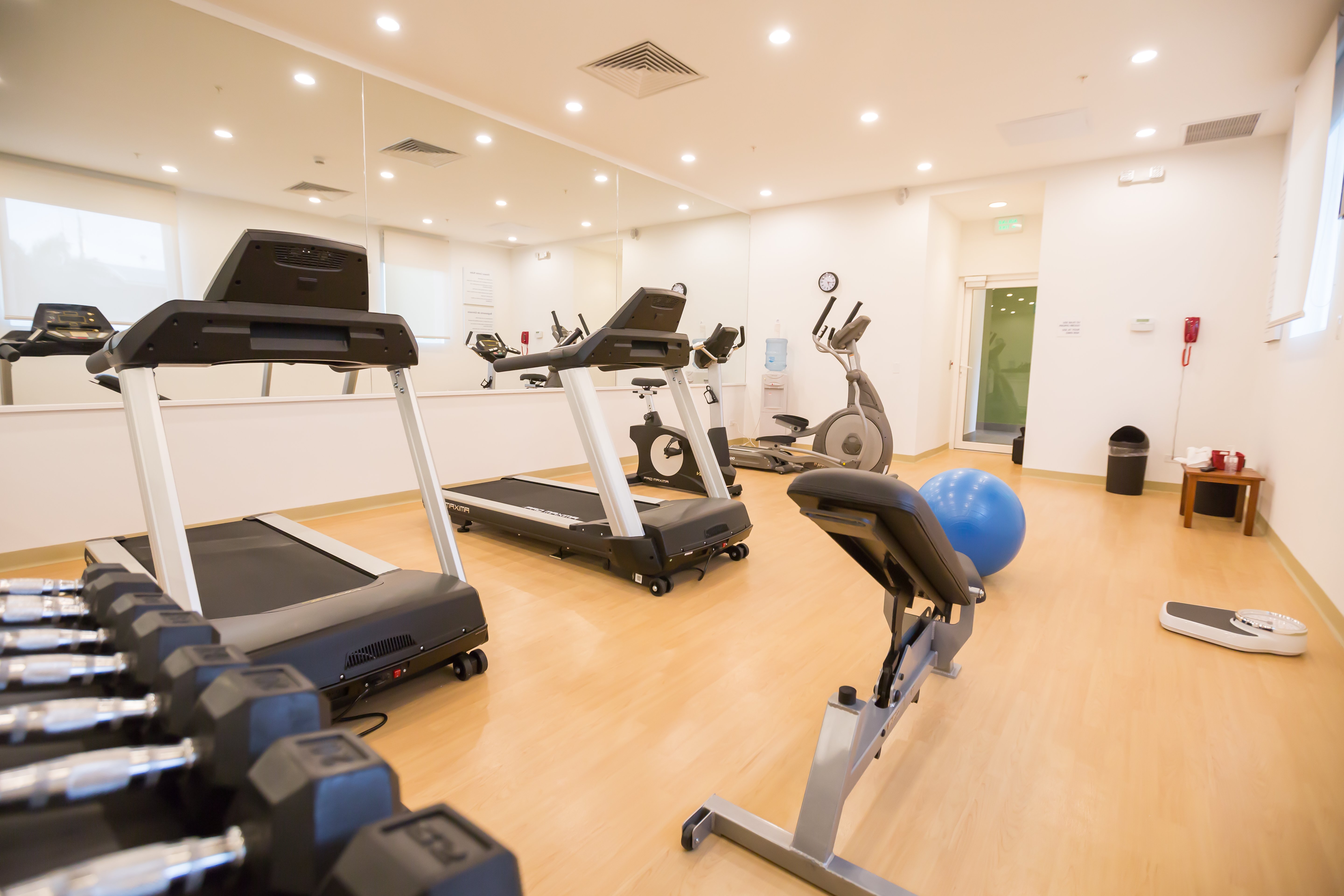 Holiday Inn Express Managua 44/75
