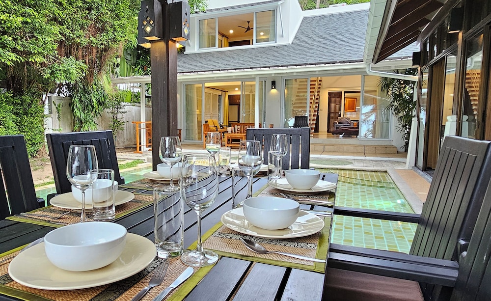 Emerald Sands Beach Villa 13/30