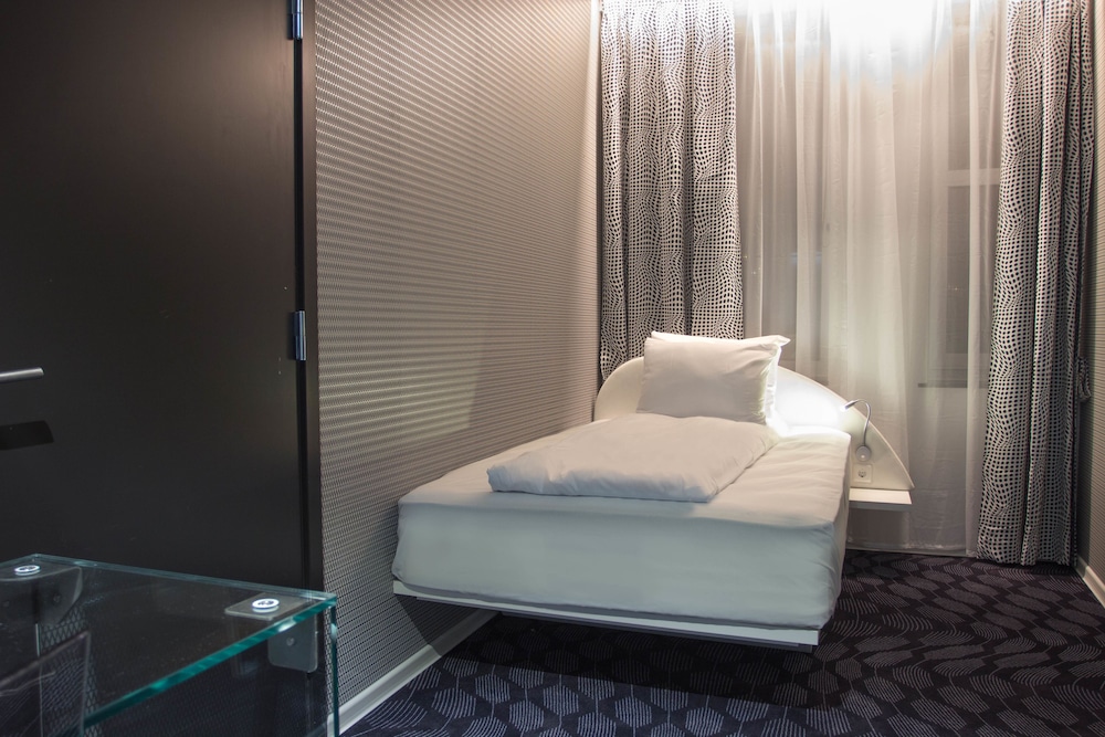 Prize by Radisson, Xhibition Bergen City 33/56