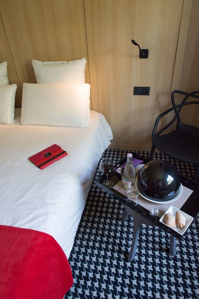 MERCURE TOURS SUD 37/77