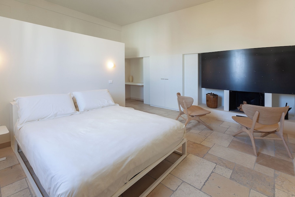 LUXURY, SUITE, SINGLE