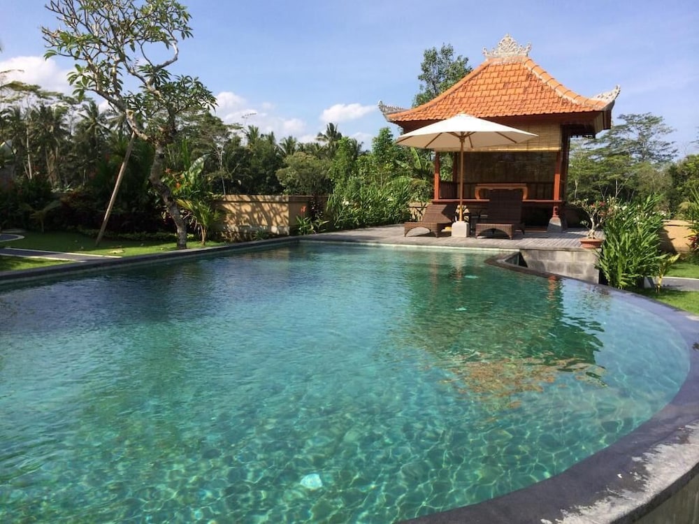 Meng Bengil Villa 10/69