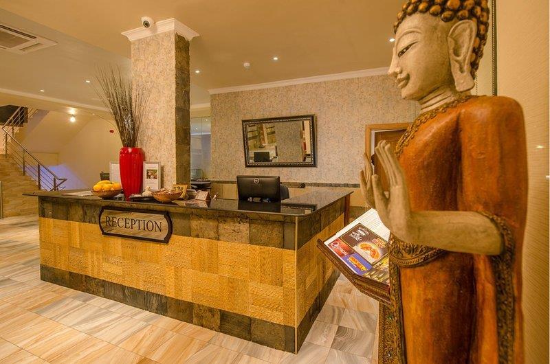 CBD Hotel 8/54